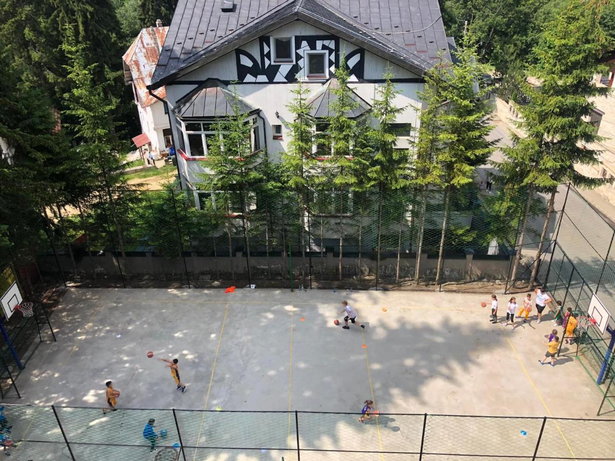 Mountain Breeze Hotel Predeal Luaran gambar